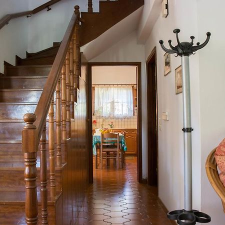 Alexandra Villa Stalós Екстериор снимка