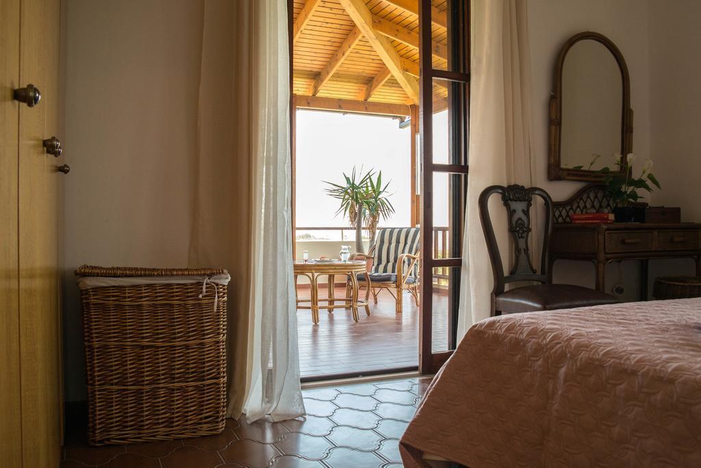 Alexandra Villa Stalós Екстериор снимка